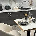 La Suite Genève Gaillard - Jacuzzi Privé&Séjour Luxe