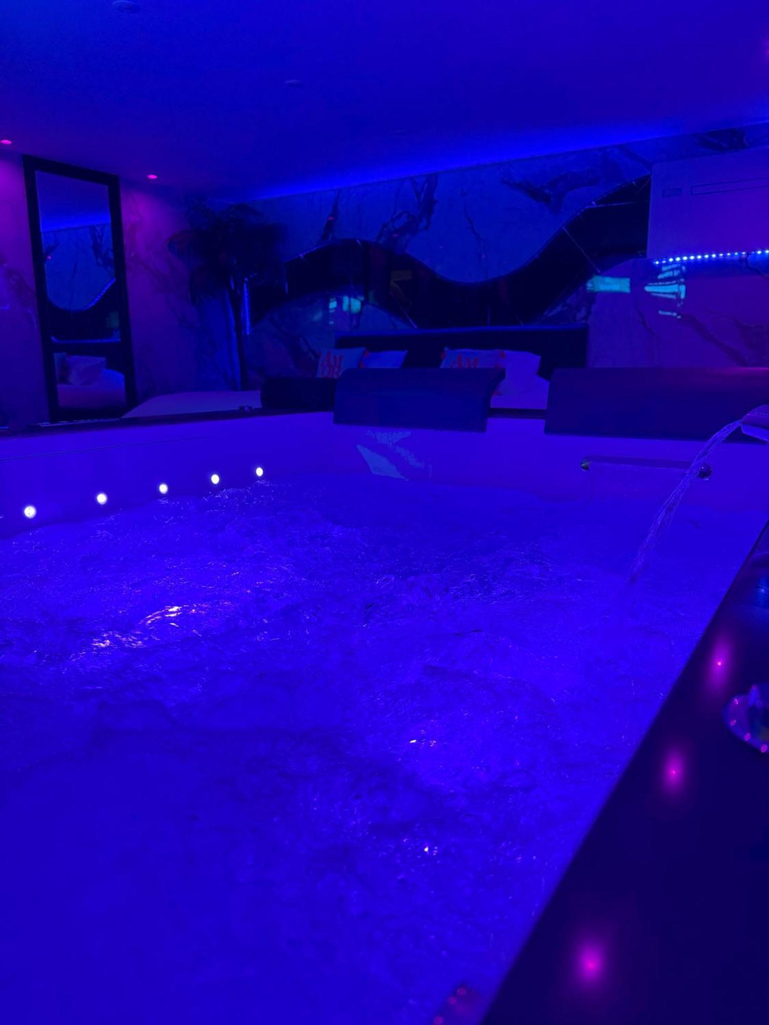 Apartment La Geneve - Jacuzzi Prive & Sejour Luxe Gaillard