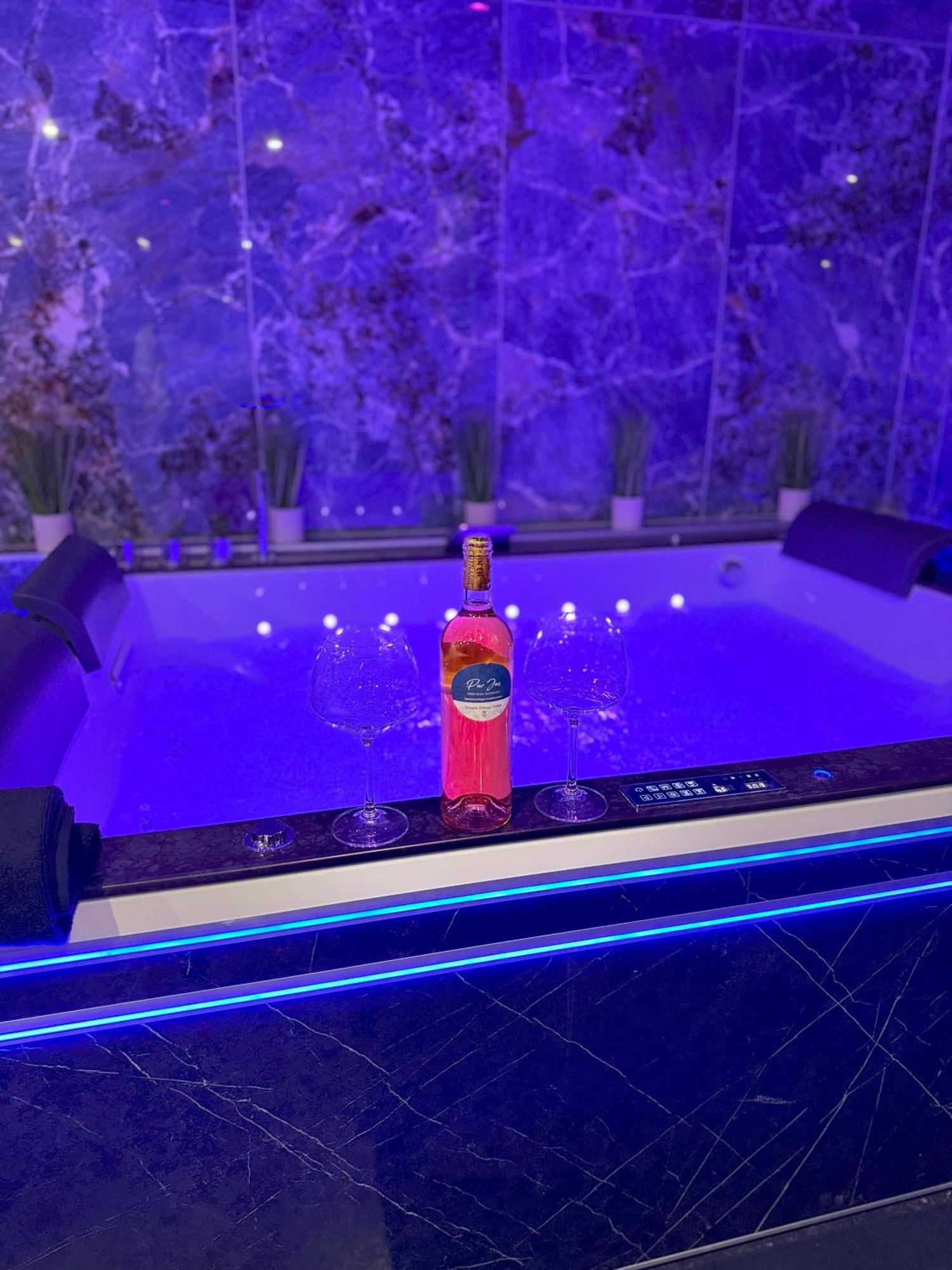 Apartment La Geneve - Jacuzzi Prive & Sejour Luxe *